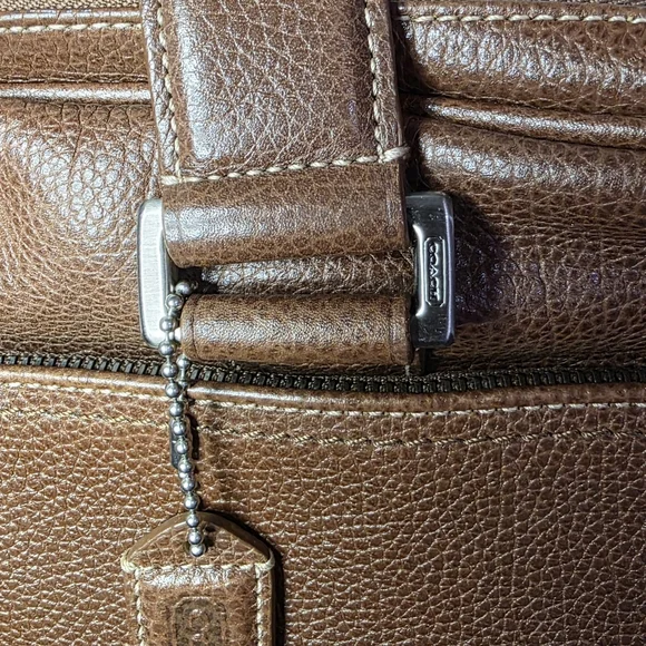 Coach Men's brown leather computer/ messenger bag No F04S-5153